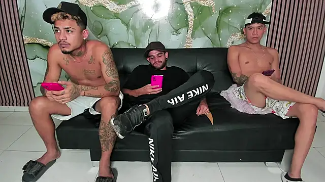 Snapshot of hot_dirty_paradise_66 chatting on 02.03.26 hot dirty paradise 66 online show from 02.03.26