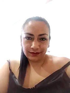 Snapshot of Carlasm- chatting on 03.10.25 Carlasm- online show from 03.10.25