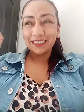 Snapshot of Carlasm- chatting on 09.19.25 Carlasm- online show from 09.19.25