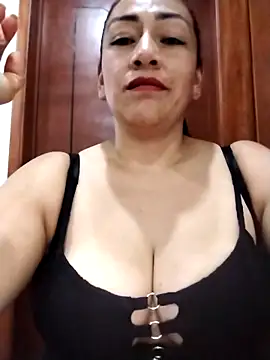 Snapshot of Carlasm- chatting on 10.04.25 Carlasm- online show from 10.04.25