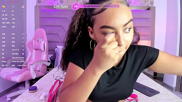 Snapshot of AlesiaCooper chatting on 03.20.25 AlesiaCooper online show from 03.20.25