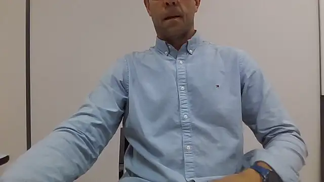 Snapshot of Simon_76 chatting on 10.14.25 Simon 76 online show from 10.14.25