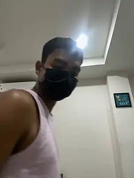 Hotswetie online show from 03.22.25