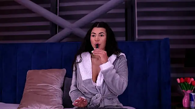 Snapshot of TanyaVonDe chatting on 02.01.26 TanyaVonDe online show from 02.01.26