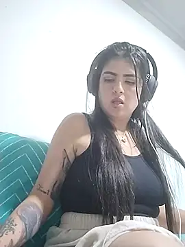 Seet Hanna online show from 09.10.25