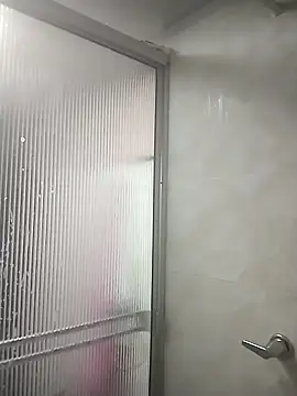 Seet Hanna online show from 09.28.25