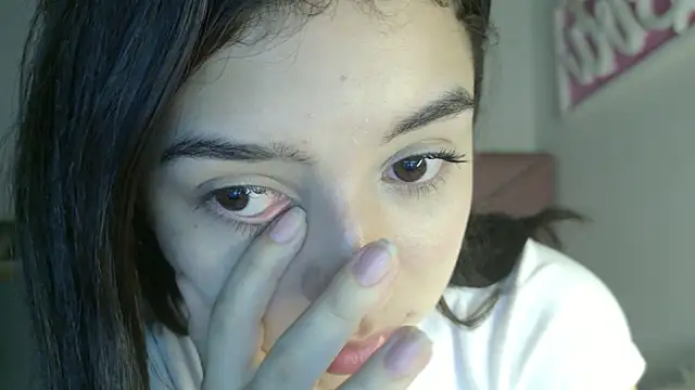 eva sin18 online show from 04.18.26