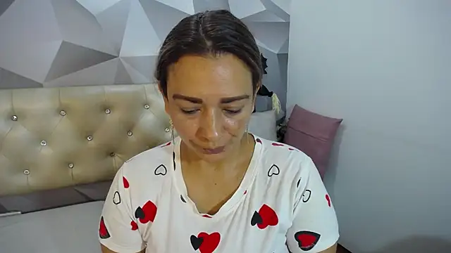 Milf-Prettyboobs online show from 11.02.25