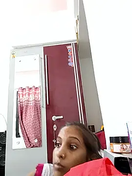 Hotty-Nidhi online show from 09.10.25