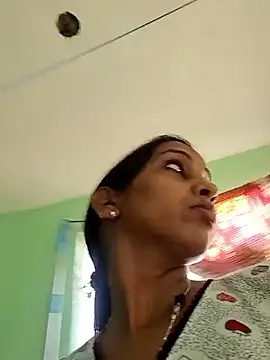 Hotty-Nidhi online show from 03.03.26