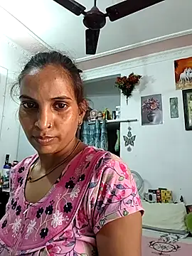 Snapshot of Hotty-Nidhi chatting on 07.16.26 Hotty-Nidhi online show from 07.16.26