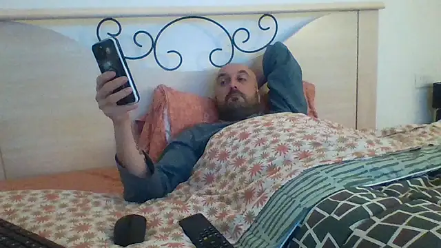 Snapshot of maxxxio12 chatting on 03.08.25 maxxxio12 online show from 03.08.25