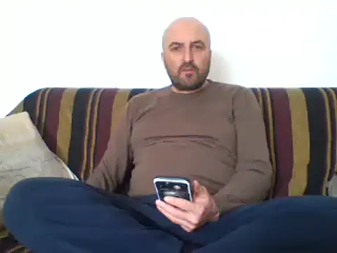 Snapshot of maxxxio12 chatting on 03.15.25 maxxxio12 online show from 03.15.25