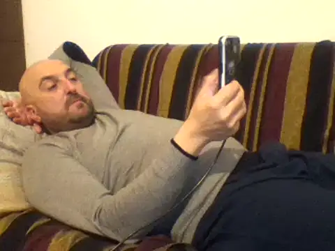 Snapshot of maxxxio12 chatting on 03.21.25 maxxxio12 online show from 03.21.25