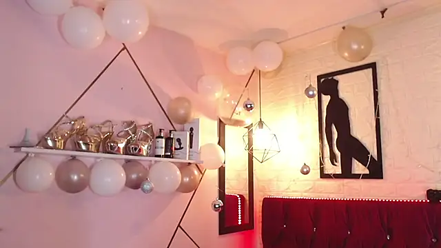 agatha rodriguez online show from 12.19.25