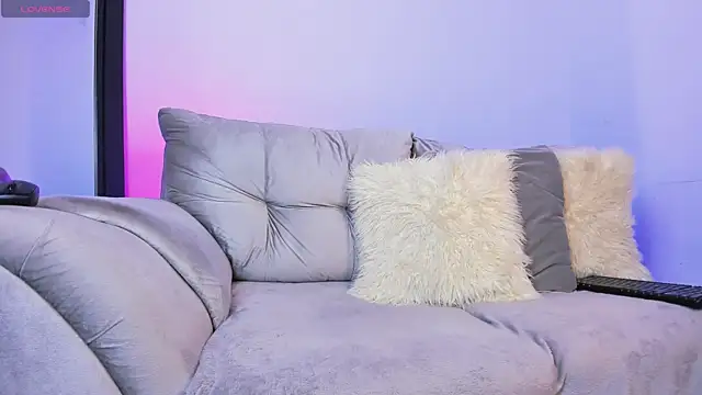 AshtonnSummer online show from 11.11.25