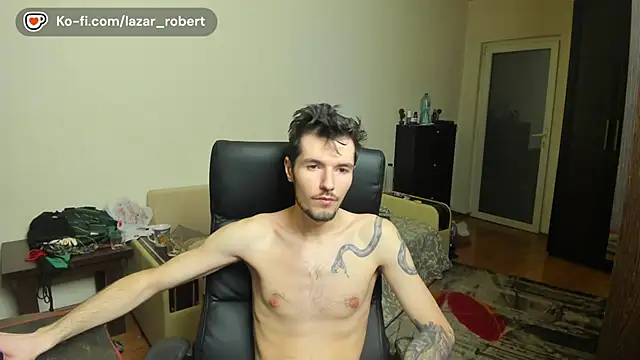 Snapshot of JustinPorno chatting on 10.05.25 JustinPorno online show from 10.05.25