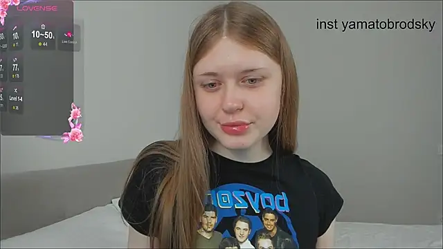 Snapshot of YamatoBrodsky chatting on 09.30.25 YamatoBrodsky online show from 09.30.25