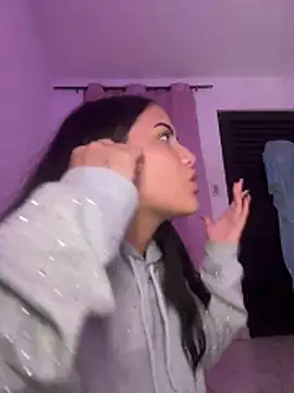 iamsara 21 online show from 04.18.26