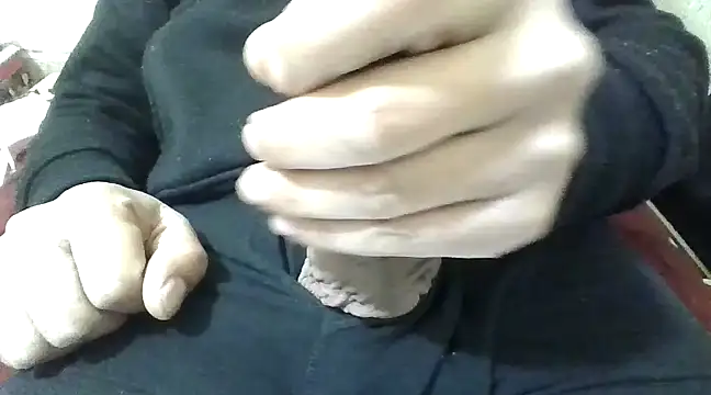 Snapshot of Chunky_arab_dick chatting on 03.17.25 Chunky arab dick online show from 03.17.25