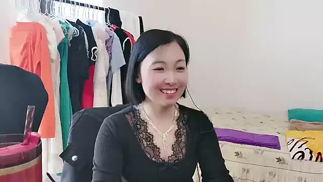 Snapshot of Rachel-6600 chatting on 11.12.25 Rachel-6600 online show from 11.12.25