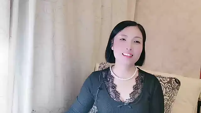 Snapshot of Rachel-6600 chatting on 11.12.25 Rachel-6600 online show from 11.12.25