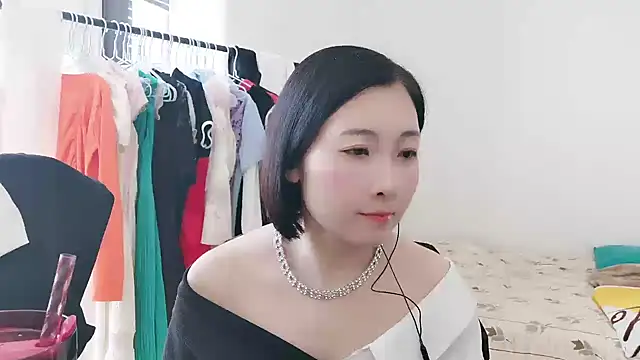 Snapshot of Rachel-6600 chatting on 11.13.25 Rachel-6600 online show from 11.13.25