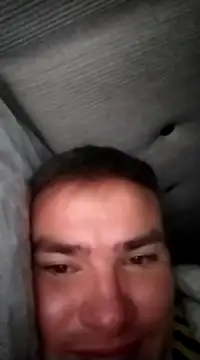 Snapshot of Andy-rtg chatting on 03.10.25 Andy-rtg online show from 03.10.25