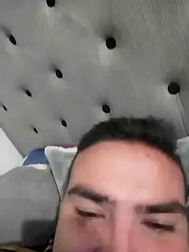 Snapshot of Andy-rtg chatting on 03.21.25 Andy-rtg online show from 03.21.25