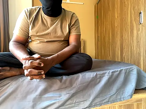 nightlife  12 online show from 11.07.25