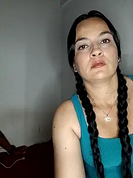 Snapshot of megan_milf79 chatting on 03.15.25 megan milf79 online show from 03.15.25