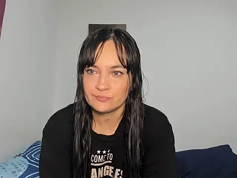 megan milf79 online show from 10.24.25