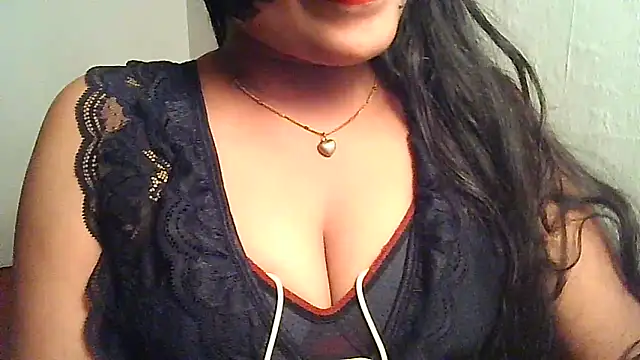 Snapshot of Cludi-New chatting on 03.18.25 Cludi-New online show from 03.18.25