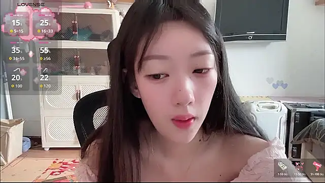 Snapshot of umi-dd chatting on 06.27.26 umi-dd online show from 06.27.26