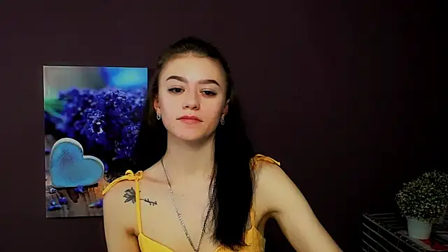 LanaTey online show from 03.10.25