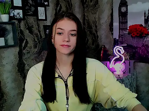 LanaTey online show from 10.13.25