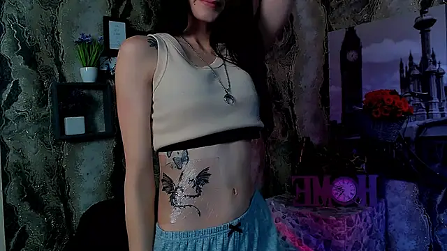 LanaTey online show from 10.17.25