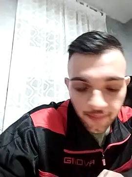 Snapshot of Francescodicristina44 chatting on 02.13.26 Francescodicristina44 online show from 02.13.26