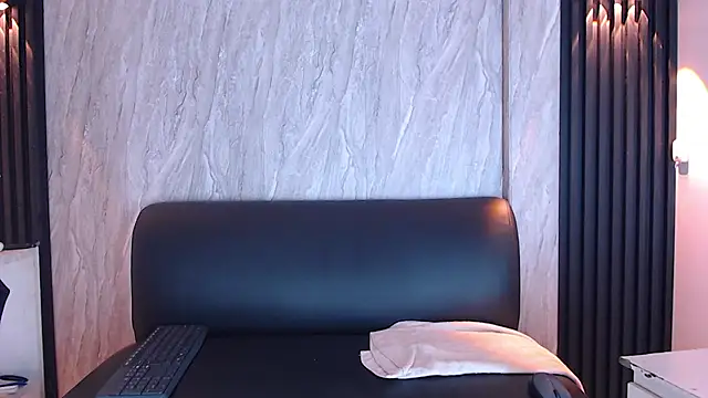 Gregory Sforza online show from 09.30.25