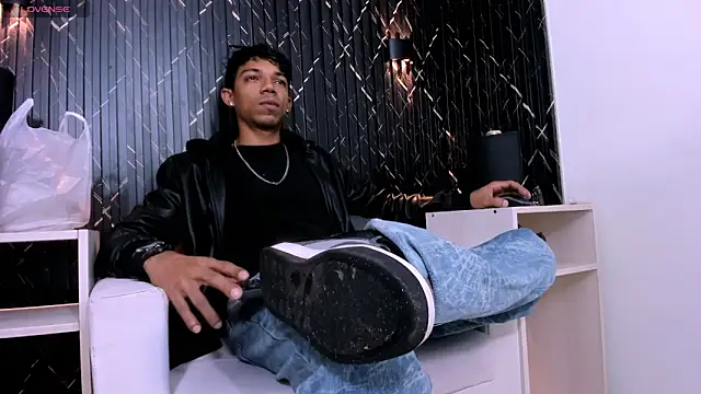 Gregory Sforza online show from 11.19.25