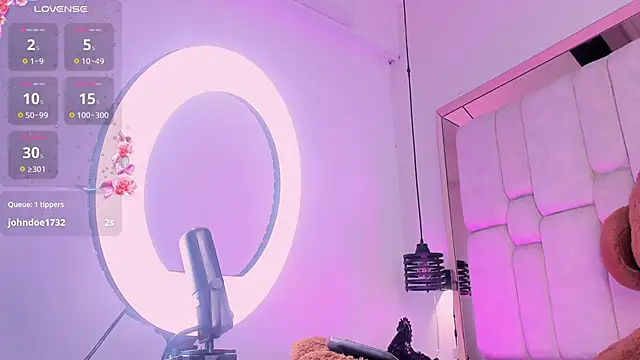 Daia Ortiz online show from 10.21.25