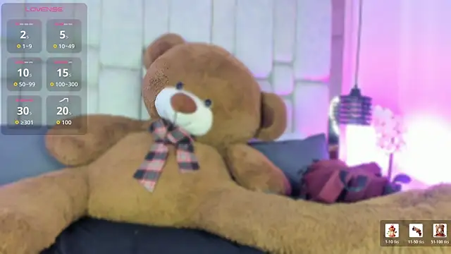 Snapshot of Daia_Ortiz chatting on 02.13.26 Daia Ortiz online show from 02.13.26