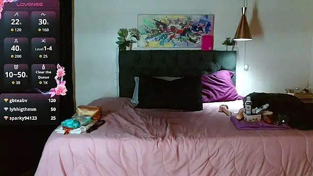 mia velvet1 online show from 09.14.25