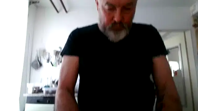 Berg Boy online show from 02.15.26