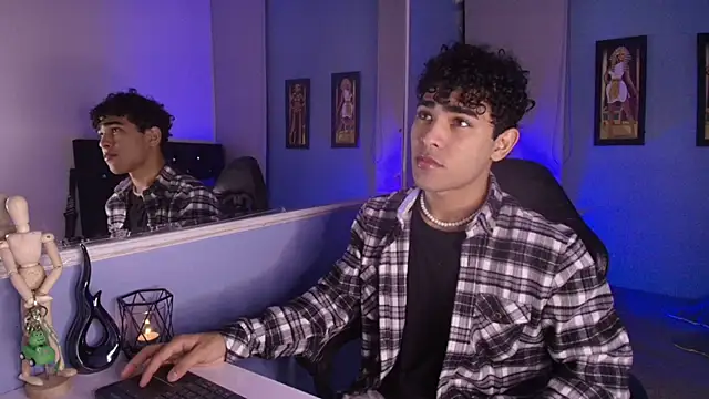 LucasCarterr  online show from 09.09.25