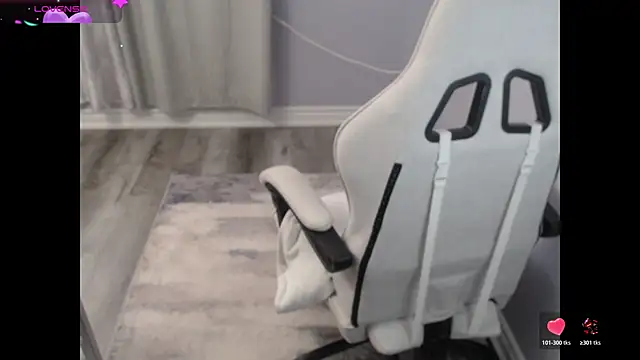 BellaStar84 online show from 10.22.25