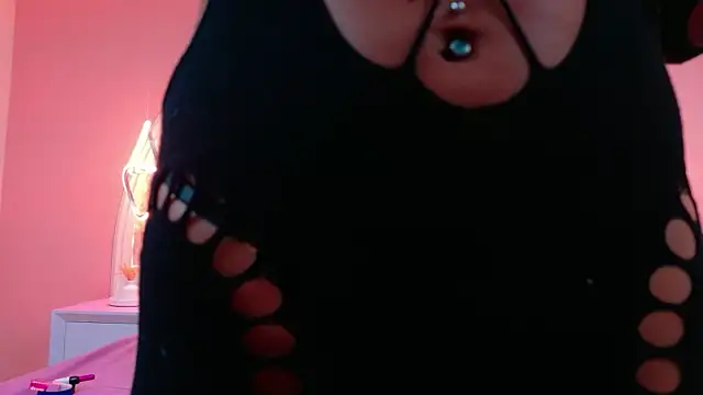 CamilaJohnston online show from 12.05.25