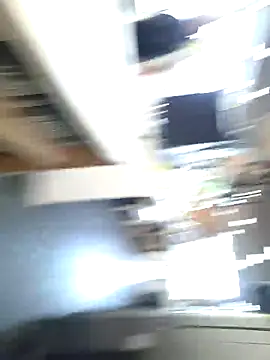 Snapshot of svenpfeifer chatting on 10.19.25 svenpfeifer online show from 10.19.25