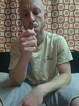 Snapshot of svenpfeifer chatting on 10.25.25 svenpfeifer online show from 10.25.25