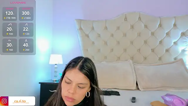 CarolineNasty online show from 02.21.26